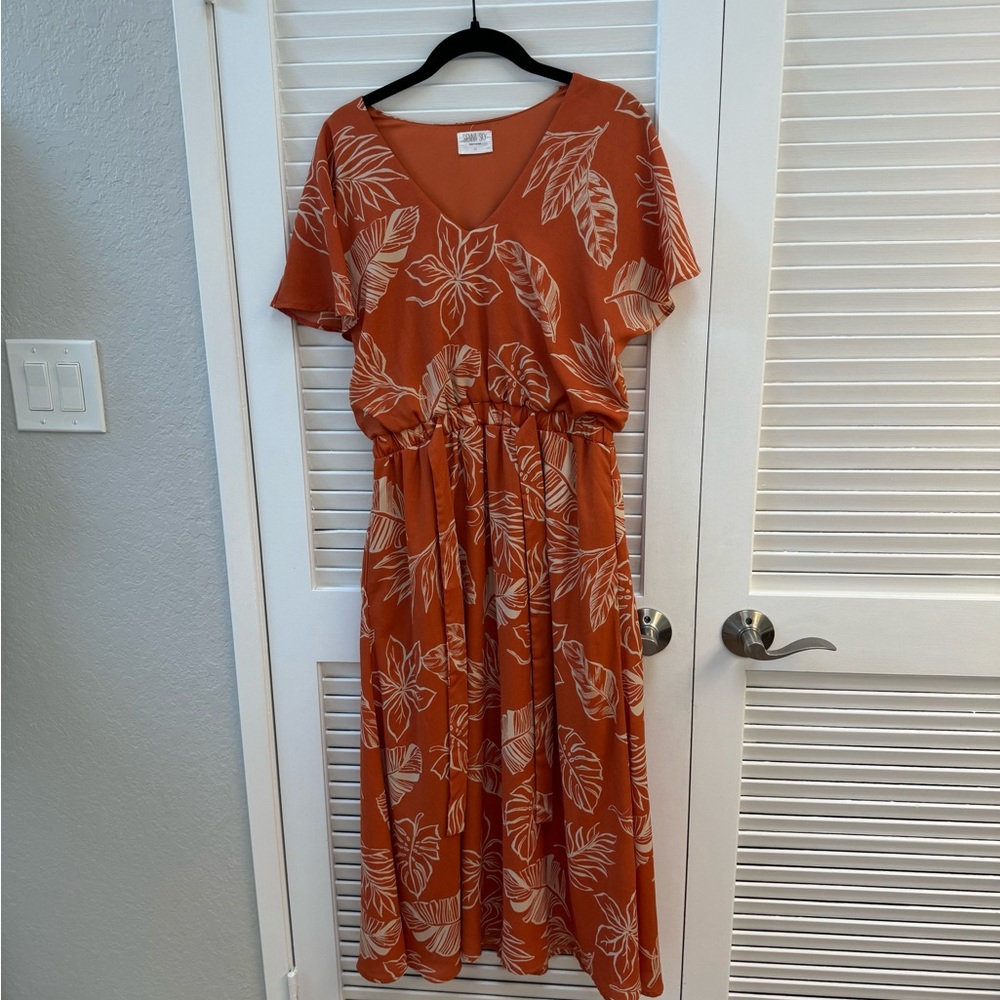 Sienna Sky Tropical Dress, Orange and Cream, Size Medium